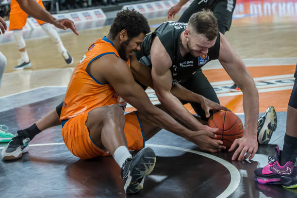 想到那个传 想到那个传