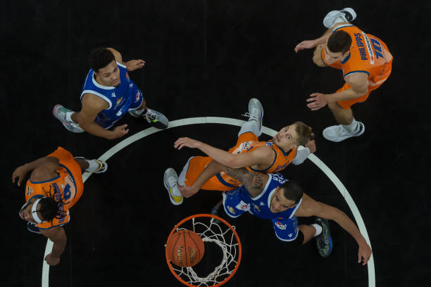 位置的竞争 位置的竞争