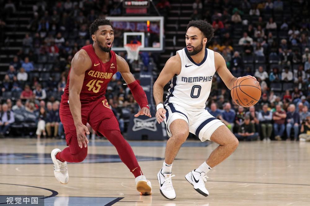 二次受邀执 二次受邀执